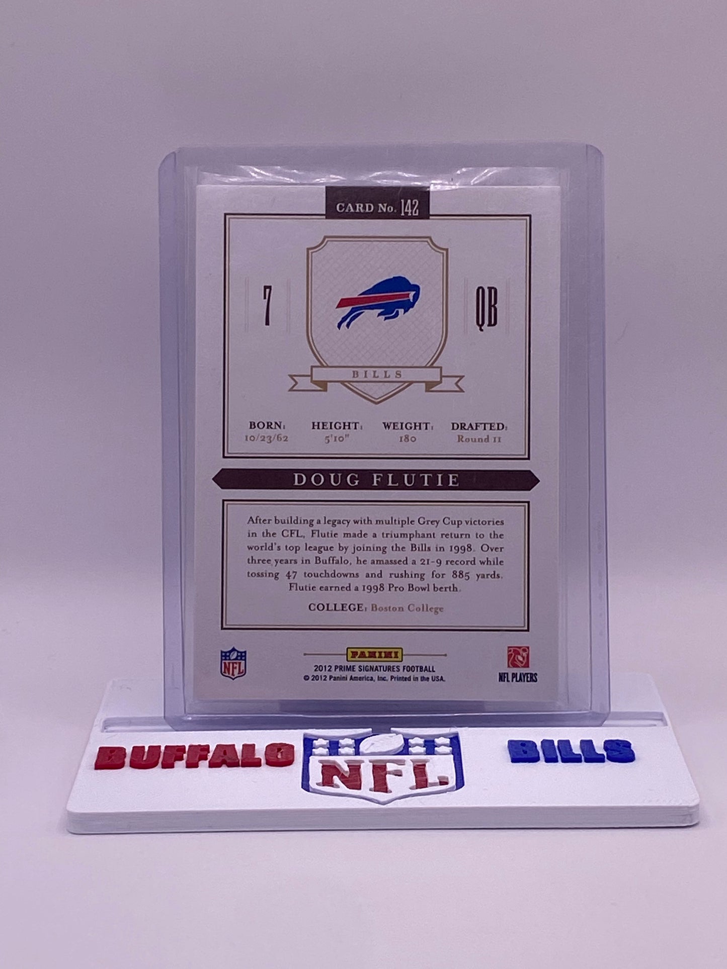 2012 Panini Prime Signatures Doug Flutie “Prime Proof” #142 (14/25) – Buffalo Bills SP | Stand Included