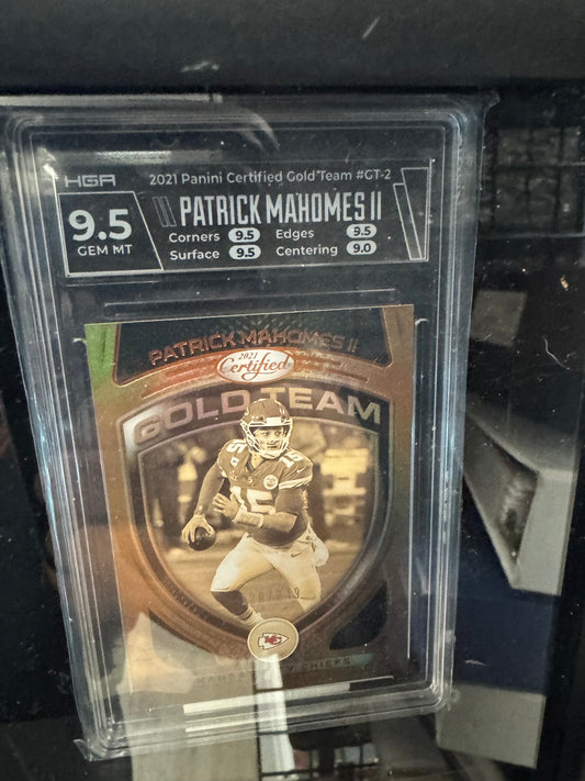 2021 Panini Certified Gold Team Patrick Mahomes II