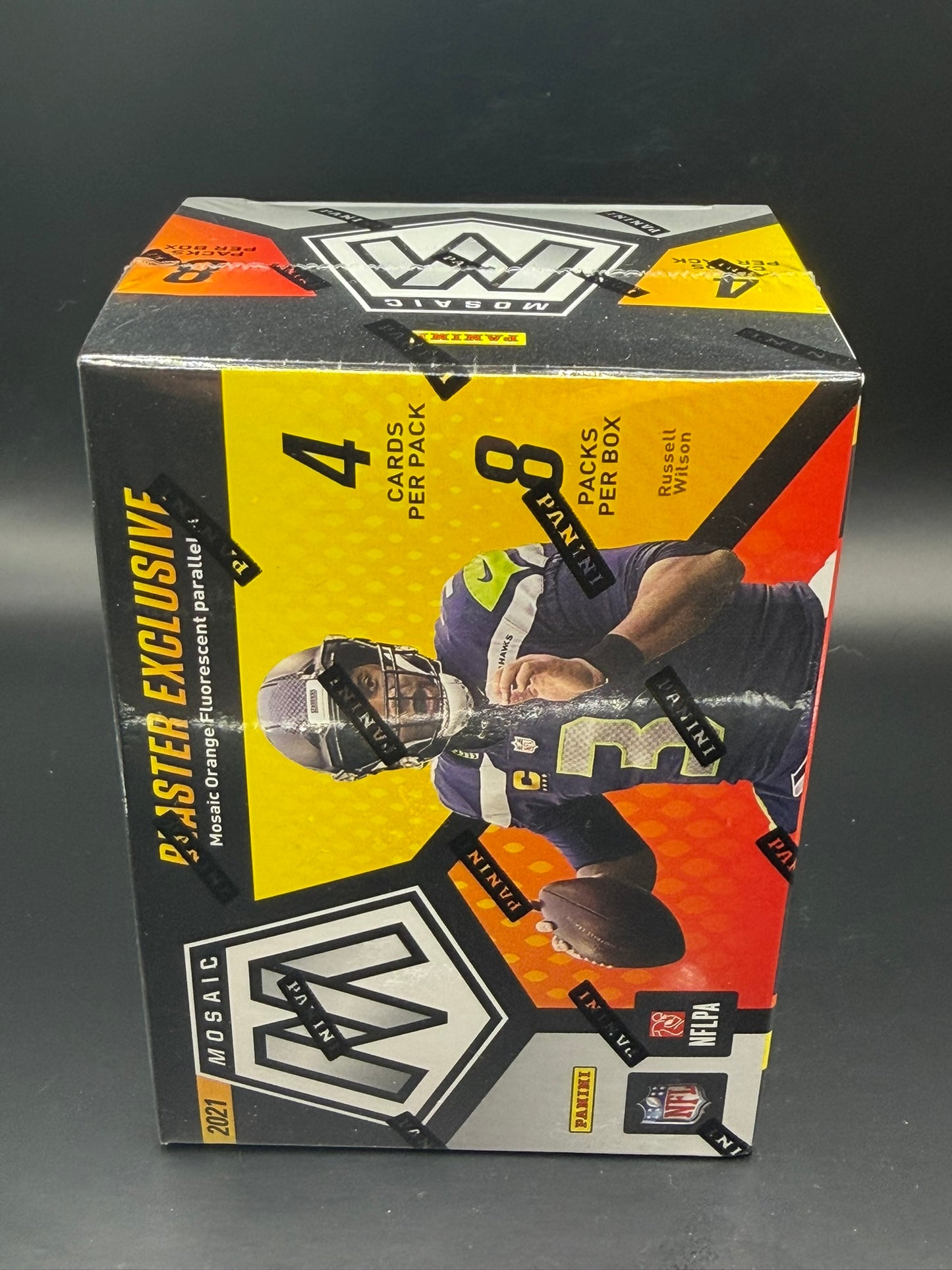 2021 Panini Mosaic NFL Football Blaster Box – Orange Fluorescent Prizms
