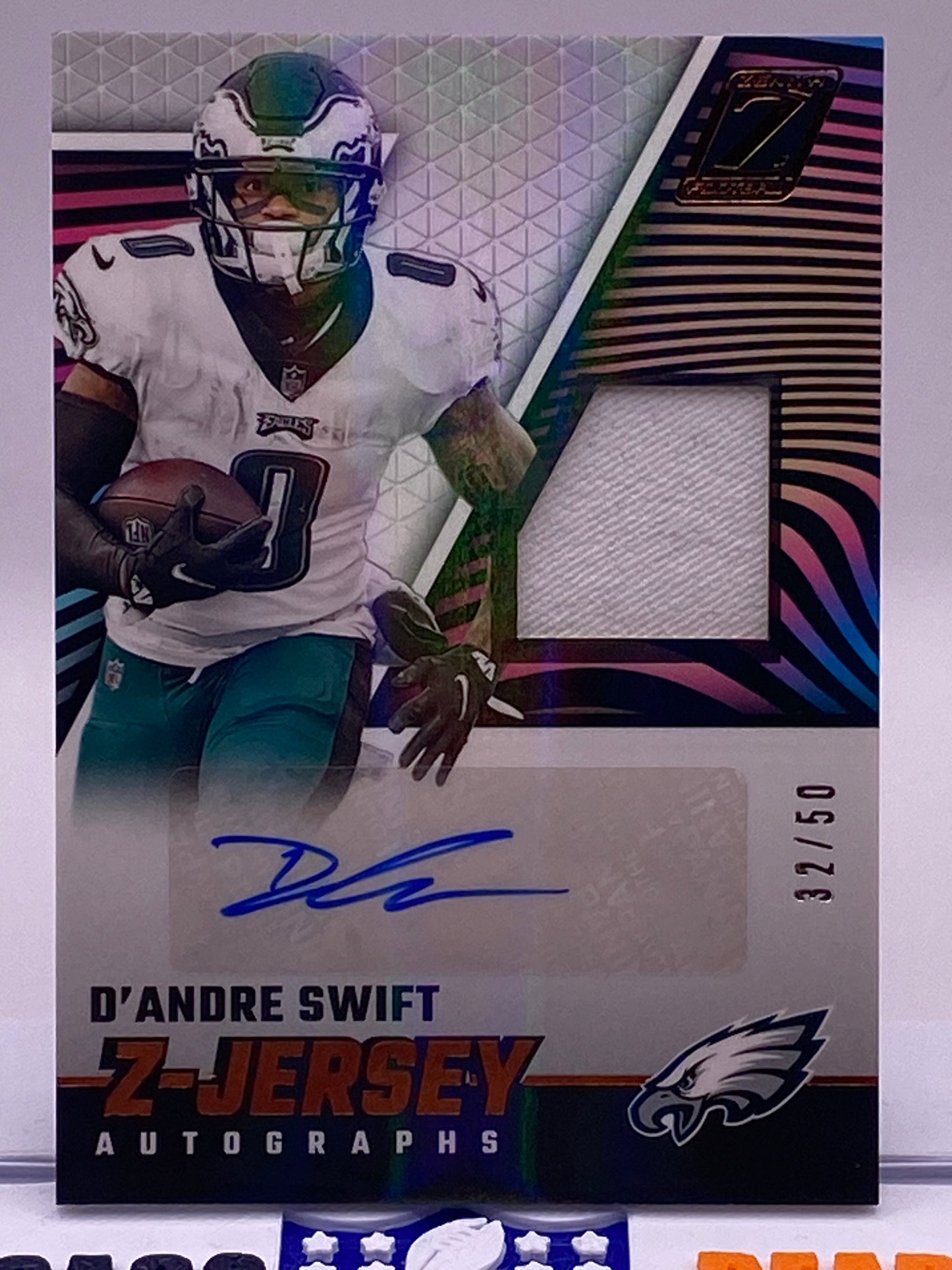 2023 Panini Zenith D’Andre Swift Z-Jersey AUTO Patch 32/50 Eagles ZJA-DST Jersey Autographs