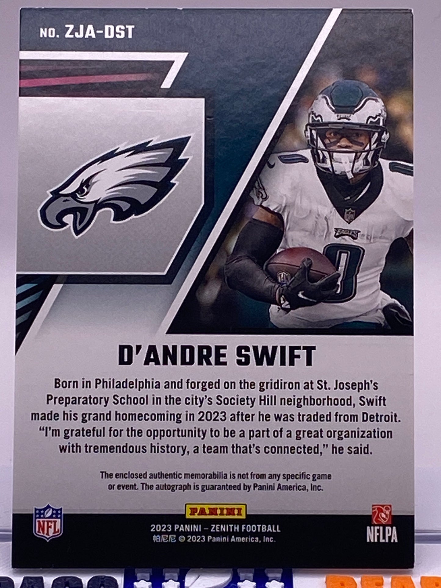 2023 Panini Zenith D’Andre Swift Z-Jersey AUTO Patch 32/50 Eagles ZJA-DST Jersey Autographs